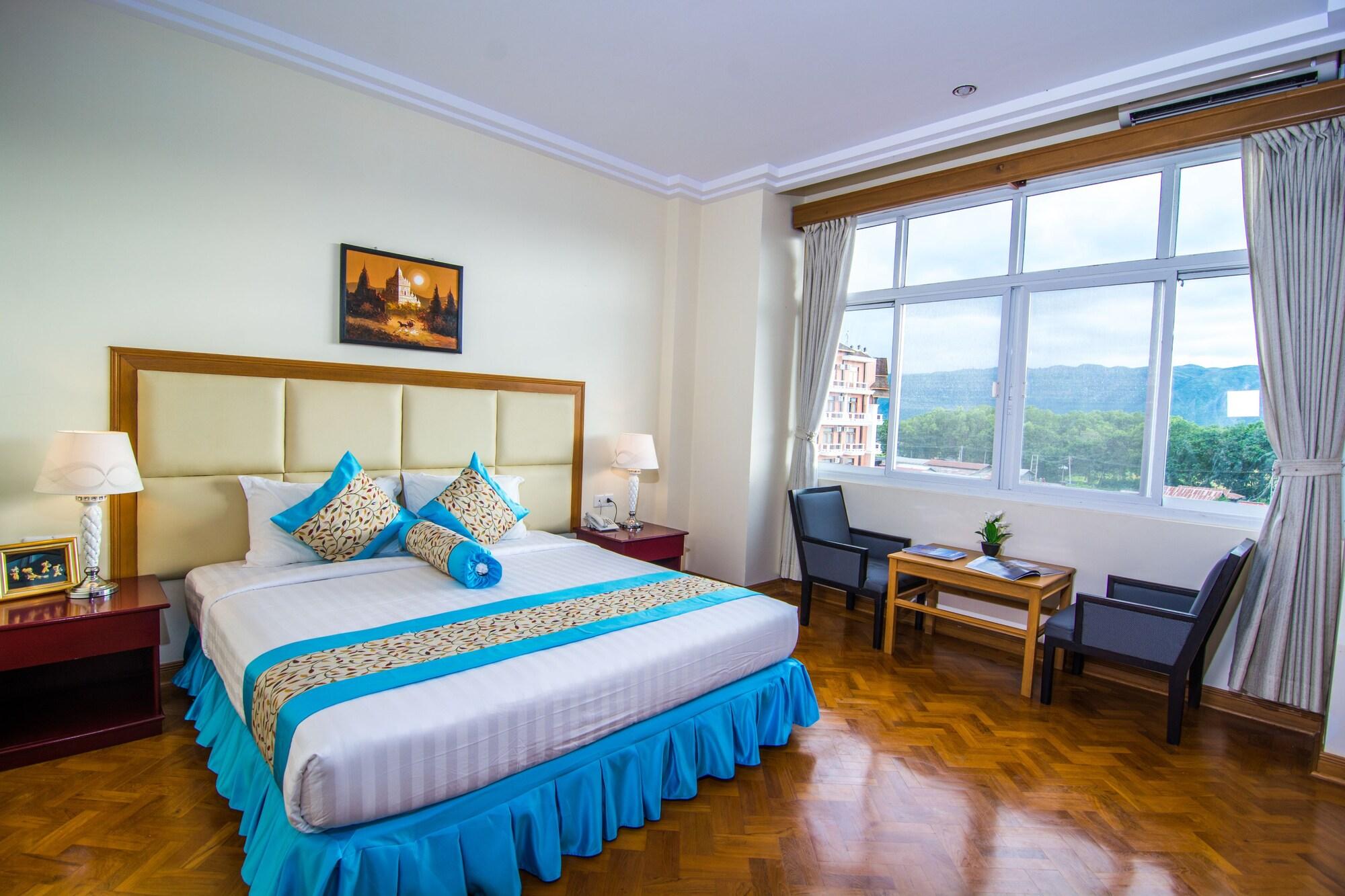 Royal Inlay Hotel Nyaungshwe Exteriör bild